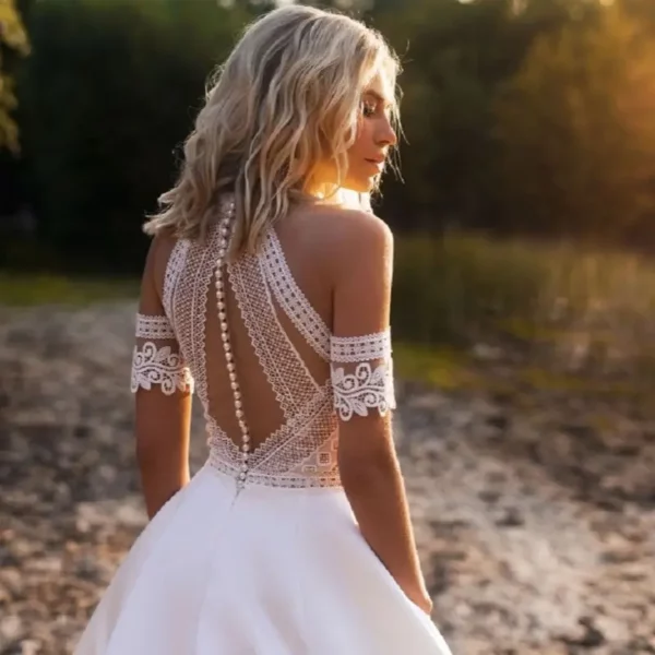 DREAM Customized Satin Bohemian Wedding Dress For Brides 2025 Off The Shoulder Lace Halter Bridal Gown With Detachable Sleeves - obrazek 4