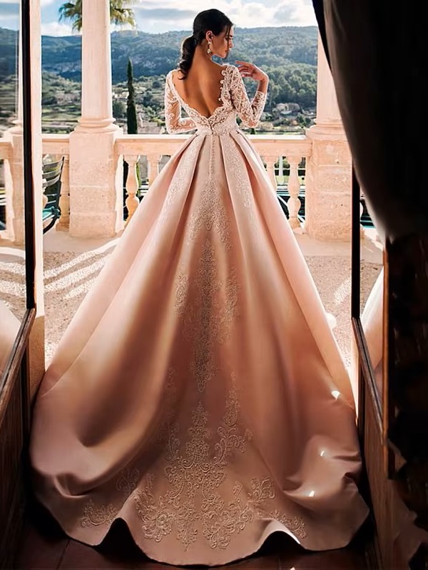 SoDigne Satin Wedding Dress Lace Appliques V-Neck A-Line Long Sleeves Princess Bridal Dress Elegant Wedding Gowns Customized 2 SoDigne Satin Wedding Dress Lace Appliques V-Neck A-Line Long Sleeves Princess Bridal Dress Elegant Wedding Gowns Customized - obrazek 2