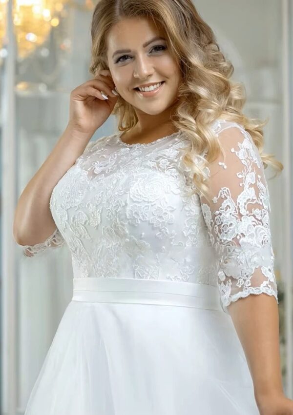 Vintage O-Neck Wedding Dresses Plus Size 3/4 Sleeves Bride Gowns Back Button Appliques A-Line Floor Length Tulle Robe De Mariée - obrazek 4