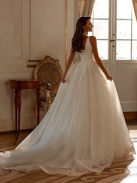 SoDigne A-line Tulle Wedding Dresses Square Collar Sleeveless Appliques Bridal Dress Bride Gown Robe De Mairee Customized 2 SoDigne A-line Tulle Wedding Dresses Square Collar Sleeveless Appliques Bridal Dress Bride Gown Robe De Mairee Customized - obrazek 2