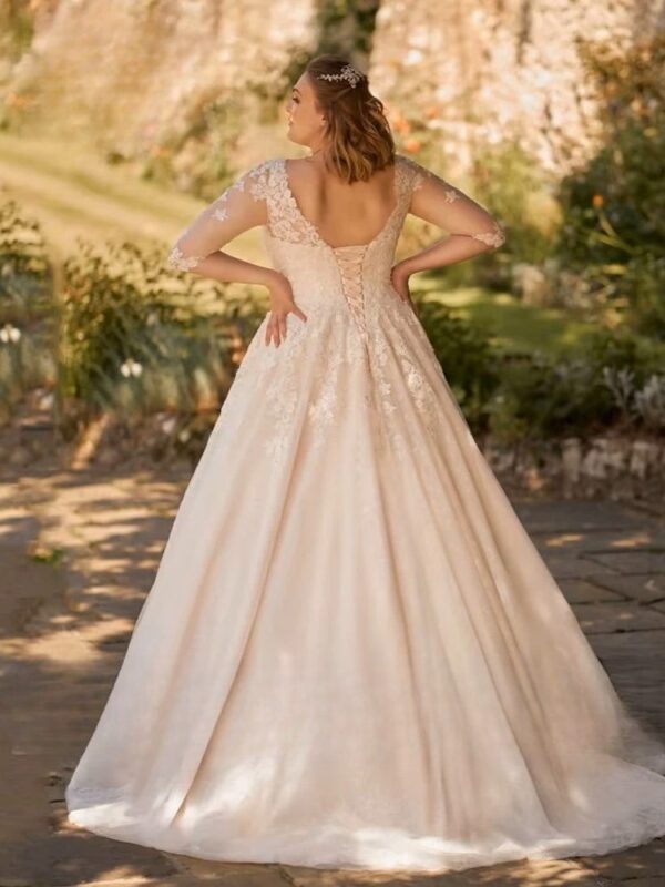 Customized Wedding Dresses Plus Size V Neck 3/4 Sleeves Bride Gowns Appliques Lace up Sweep Train Tulle A-Line Robe De PSL98009 - obrazek 2
