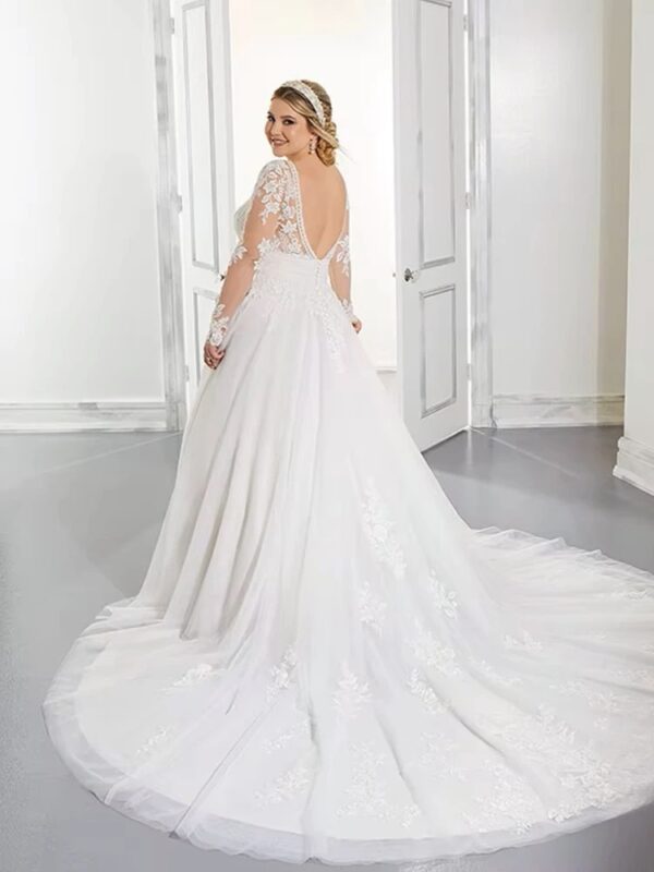 Exquisite Wedding Dresses Plus Size V-Neck Long Sleeves Empire Bride Gowns Lace Applique Sweep Train A-Line Robe De Mariée 2023 - obrazek 2