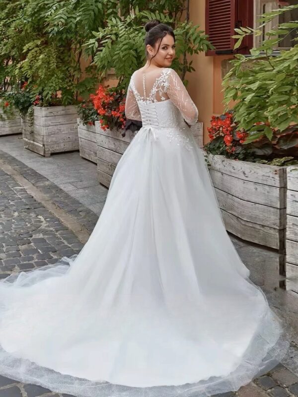 Elegant Wedding Dresses Plus Size O Neck Long Sleeves Bride Gowns Appliques Sequined Floor Length A-Line Tulle Vestidos De Novia - obrazek 2