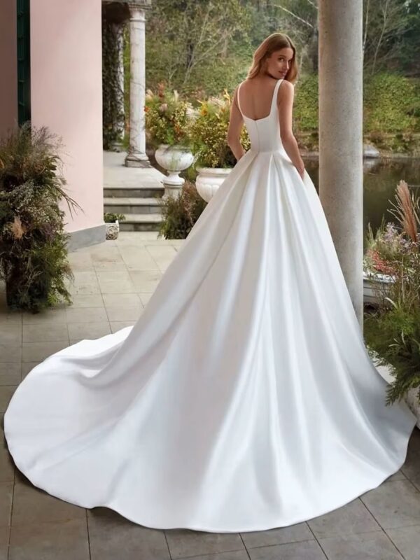 SoDigne Simple Wedding Gowns Elegant Satin A Line Bride Dress Spaghetti strap Backless Bridal Dress Wedding Dress Customized - obrazek 2