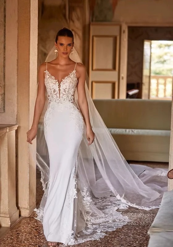 SoDigne Mermaid Lace Appliques Wedding Dresses V-neck Sleeveless Satin Bridal Dress Long Wedding Gown Robe De Mairee Customized 1 SoDigne Mermaid Lace Appliques Wedding Dresses V-neck Sleeveless Satin Bridal Dress Long Wedding Gown Robe De Mairee Customized