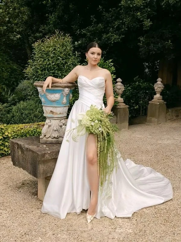 SoDigne A-line Satin Wedding Dresses Sweetheart Sleeveless Ruched Bridal Dress Split Wedding Gown Robe De Mairee Customized 3 SoDigne A-line Satin Wedding Dresses Sweetheart Sleeveless Ruched Bridal Dress Split Wedding Gown Robe De Mairee Customized - obrazek 3