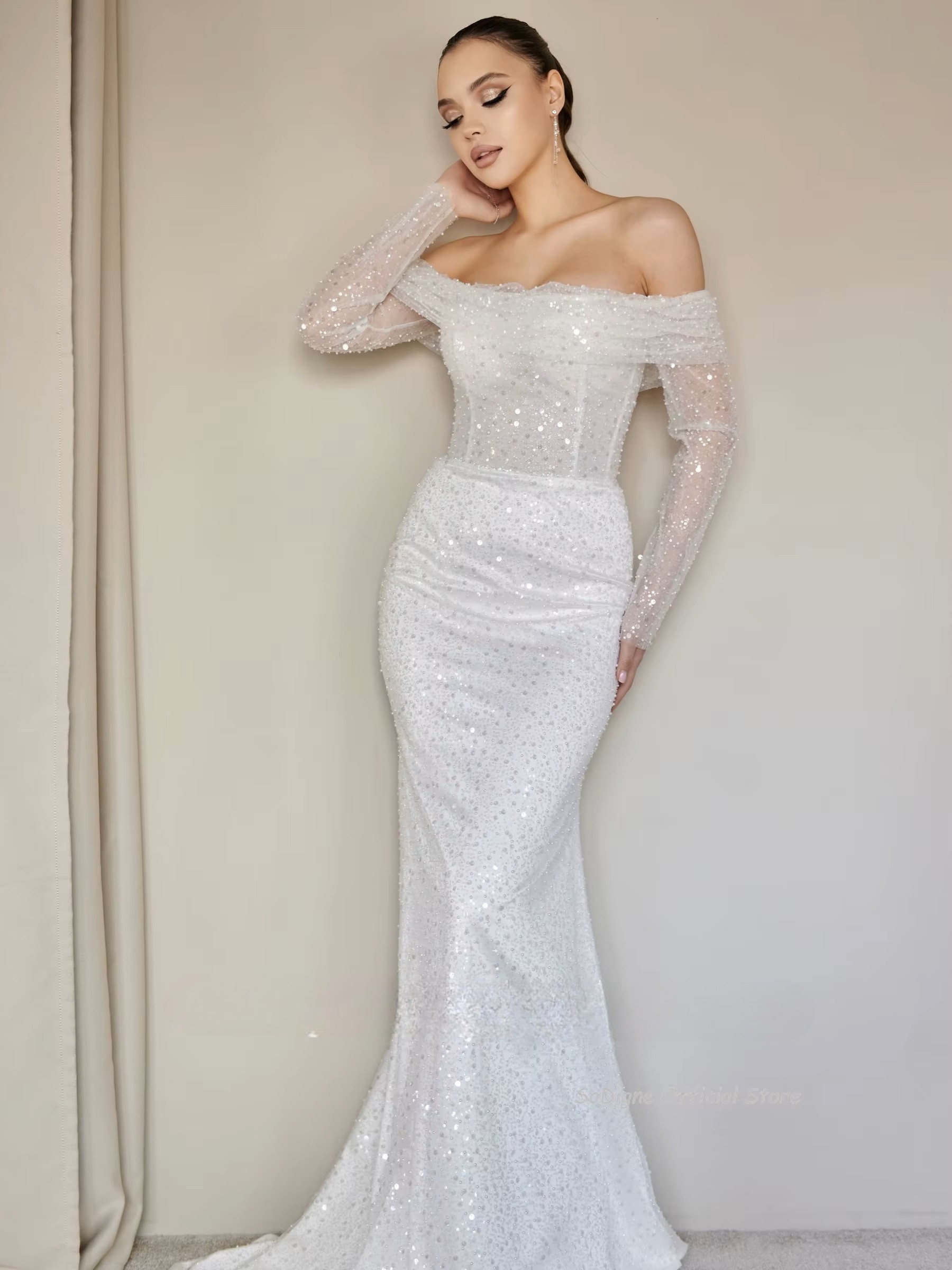 SoDigne Mermaid Glitter Wedding Dresses Off Shoulder Long Sleeves Sequined Bridal Dress Wedding Gown Robe De Mairee Customized 2 SoDigne Mermaid Glitter Wedding Dresses Off Shoulder Long Sleeves Sequined Bridal Dress Wedding Gown Robe De Mairee Customized - obrazek 2