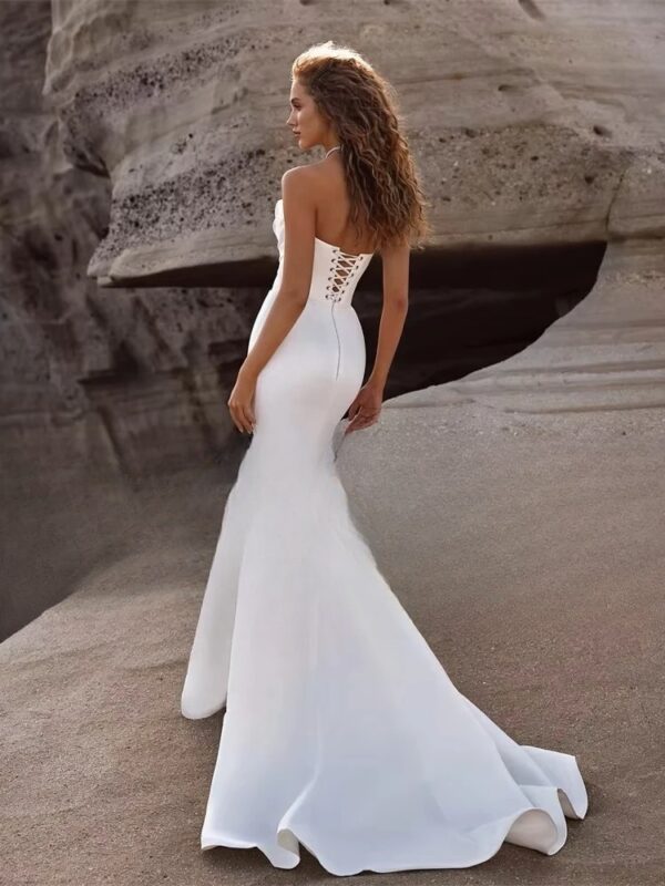 Elegant Pleat Mermaid Wedding Dresses 2025 Strapless Open Back Sleeveless Bridal Gown Sweep Train Vestido De Noiva Customized - obrazek 2