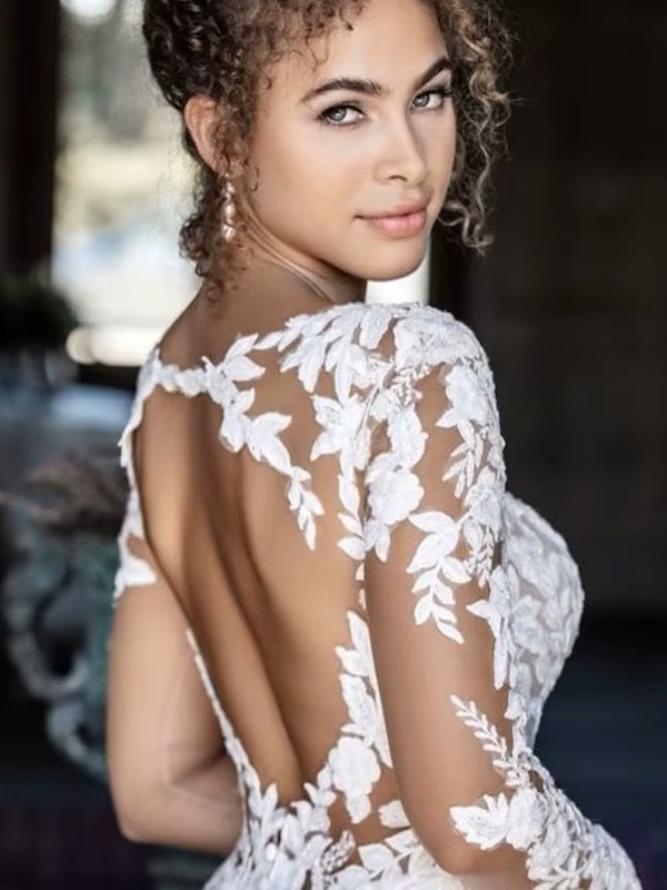 SoDigne Backless Boho Wedding Dresses With Pockets Long Sleeves V Neck Lace Bridal Dress Satin Bride Gowns Customized 4 SoDigne Backless Boho Wedding Dresses With Pockets Long Sleeves V Neck Lace Bridal Dress Satin Bride Gowns Customized - obrazek 4